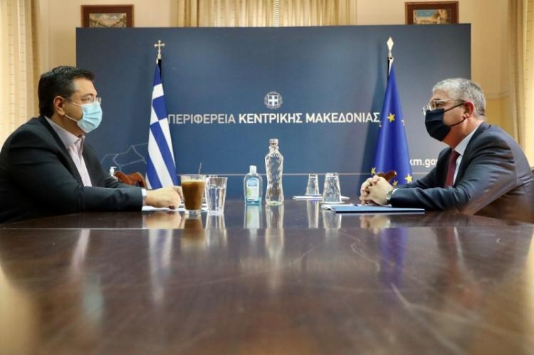 Συνάντηση του Περιφερειάρχη Κ.Μακεδονίας Απ.Τζιτζικώστα με τον Υφυπουργό Ανάπτυξης και Επενδύσεων Γιάννη Τσακίρη