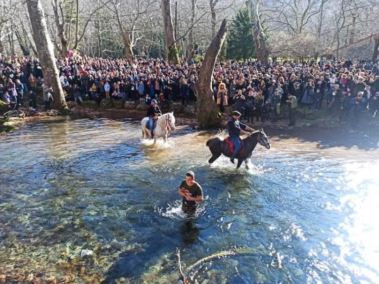 Με λαμπρότητα ο εορτασμός των Θεοφανείων στη Νάουσα